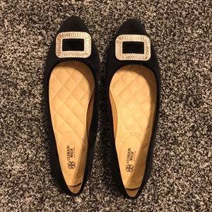 *temp price drop* Black flats! ✨